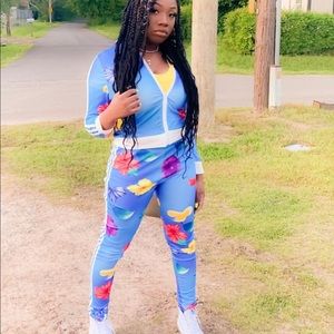 Floral Jumpsuit / tracksuit set FOR SALE💜